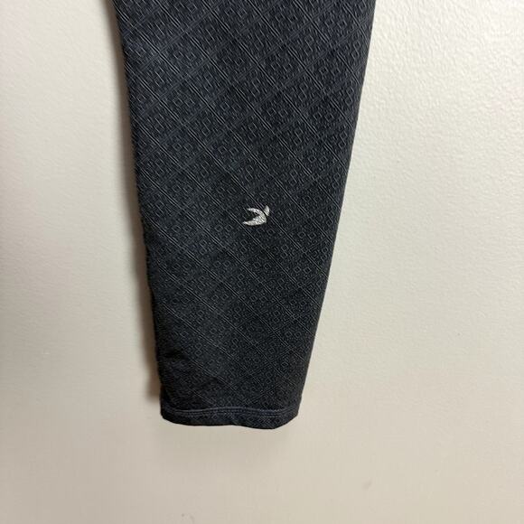 Glyder Gray Printed Spanish Tile Leggings Cropped Capri High Waisted S Small - Picture 6 of 9